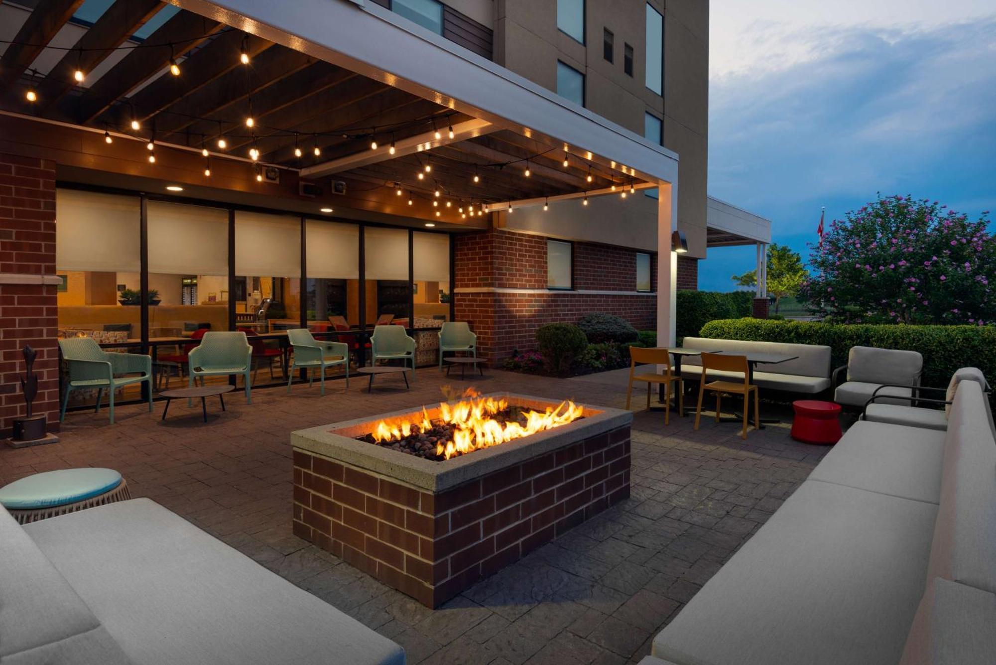 Home2 Suites By Hilton Buffalo Airport/ Galleria Mall Cheektowaga Dış mekan fotoğraf